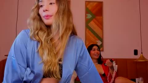 lovelymoon_ online show from 06/02/26, 10:12
