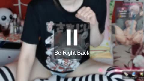 Snapshot of lovelynekochan chatting on 12/09/24, 12:34 Lisa Cherry online show from 12/09/24, 12:34