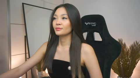 kim online show from 01/25/25, 03:09