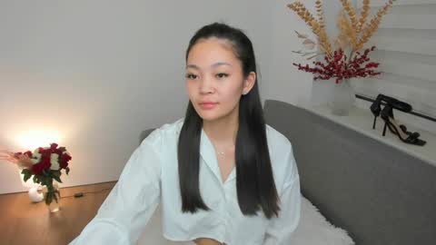 kim online show from 02/05/25, 07:10