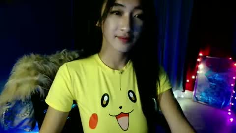 lovelypetite143 online show from 03/07/26, 04:26