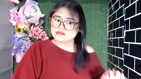 lovely online show from 10/08/25, 08:50