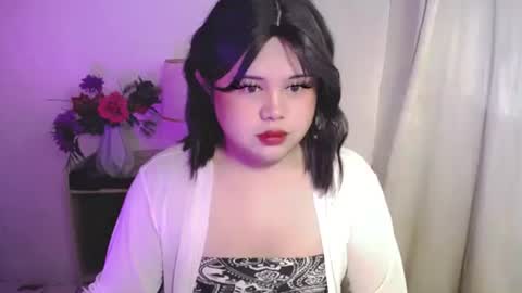 lovely online show from 05/24/26, 12:04