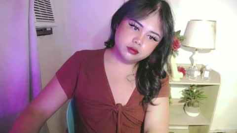 Snapshot of lovelypinaychubsx chatting on 06/14/26, 07:49 lovely online show from 06/14/26, 07:49