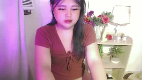Snapshot of lovelypinaychubsx chatting on 06/15/26, 07:54 lovely online show from 06/15/26, 07:54