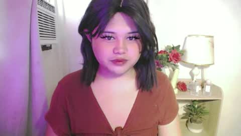 Snapshot of lovelypinaychubsx chatting on 06/16/26, 06:38 lovely online show from 06/16/26, 06:38
