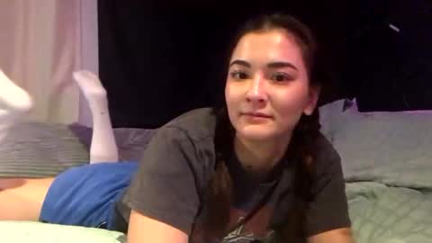 Queen Aria  online show from 01/03/25, 12:00