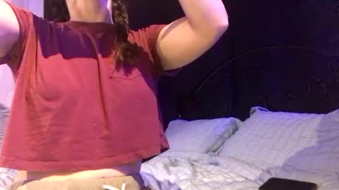 Queen Aria  online show from 01/05/25, 12:09