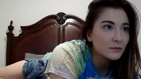 Queen Aria  online show from 01/07/26, 08:11