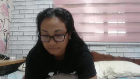 Angelquey online show from 02/15/25, 10:52