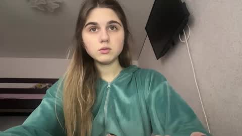 Snapshot of lovelysilk_63 chatting on 02/05/26, 09:03 ELA online show from 02/05/26, 09:03