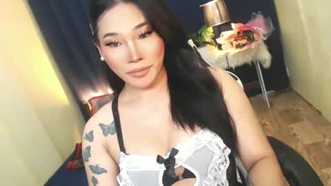 Snapshot of lovelysugar18 chatting on 10/19/25, 03:56 STWEET LINA online show from 10/19/25, 03:56