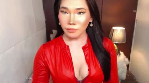 STWEET LINA online show from 04/13/26, 02:44