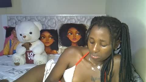 Snapshot of lovelytin chatting on 02/20/26, 11:27 lovelytin online show from 02/20/26, 11:27