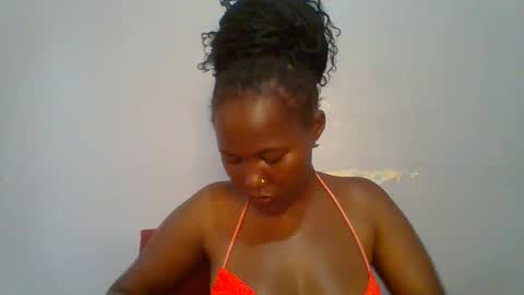 Snapshot of lovelyy_dreams chatting on 03/15/26, 06:08 Hanna online show from 03/15/26, 06:08