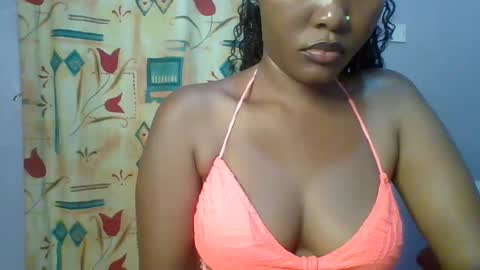 Snapshot of lovelyy_dreams chatting on 03/19/26, 07:07 Hanna online show from 03/19/26, 07:07
