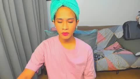 Snapshot of lovemarie19x chatting on 02/02/26, 03:27 pauleen online show from 02/02/26, 03:27