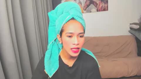 Snapshot of lovemarie19x chatting on 03/02/26, 12:57 pauleen online show from 03/02/26, 12:57