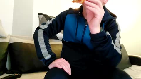 lovepusy87 online show from 12/09/24, 09:17