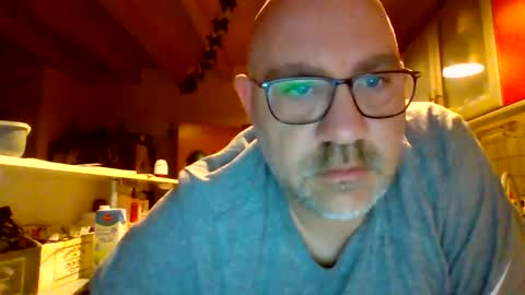 Snapshot of lover010983 chatting on 02/28/25, 05:48 lover010983 online show from 02/28/25, 05:48