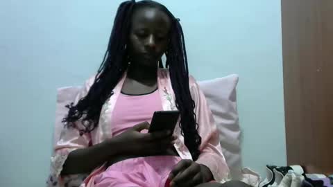 Snapshot of lovergal222 chatting on 01/11/25, 02:30 lovergal222 online show from 01/11/25, 02:30