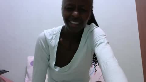 Snapshot of lovergal222 chatting on 01/13/25, 06:38 lovergal222 online show from 01/13/25, 06:38