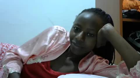 Snapshot of lovergal222 chatting on 01/28/25, 06:27 lovergal222 online show from 01/28/25, 06:27