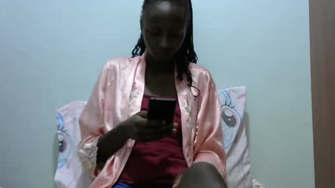 Snapshot of lovergal222 chatting on 02/01/25, 01:34 lovergal222 online show from 02/01/25, 01:34