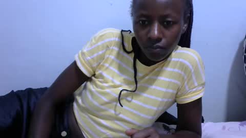 Snapshot of lovergal222 chatting on 02/15/25, 07:39 lovergal222 online show from 02/15/25, 07:39