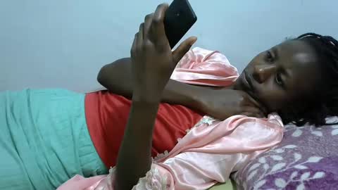 Snapshot of lovergal222 chatting on 02/17/25, 08:15 lovergal222 online show from 02/17/25, 08:15