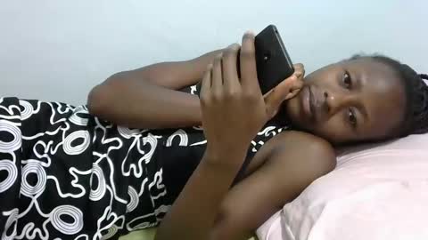 Snapshot of lovergal222 chatting on 02/23/25, 06:07 lovergal222 online show from 02/23/25, 06:07