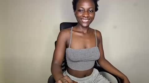 Snapshot of lovergirl2003 chatting on 01/28/25, 11:50 Kate online show from 01/28/25, 11:50