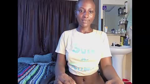 Snapshot of lovergirl2003 chatting on 03/11/25, 03:23 Kate online show from 03/11/25, 03:23