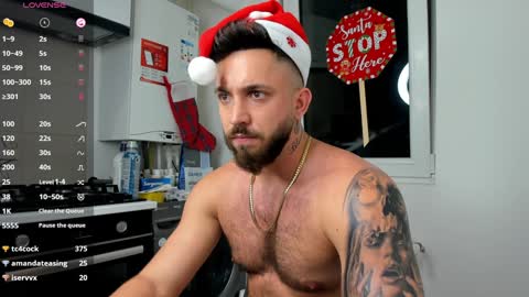 Snapshot of lovermike_ chatting on 12/24/24, 10:28 Mike online show from 12/24/24, 10:28