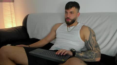 Snapshot of lovermike_ chatting on 05/16/26, 05:37 Mike online show from 05/16/26, 05:37
