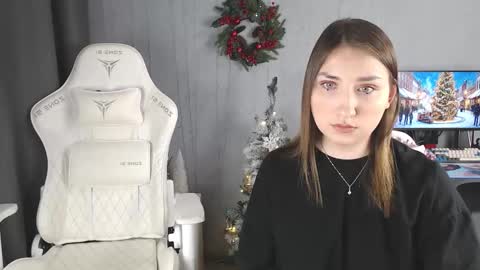 Snapshot of lovers613228 chatting on 11/28/25, 10:18 lovers613228 online show from 11/28/25, 10:18