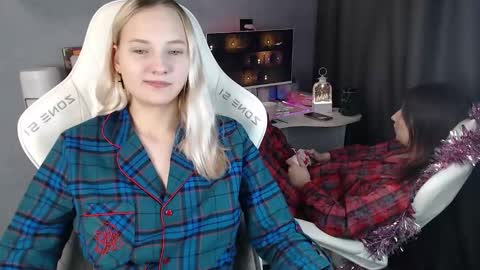 Snapshot of lovers613228 chatting on 12/05/25, 10:46 lovers613228 online show from 12/05/25, 10:46