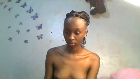 Snapshot of lovers_oncam chatting on 03/12/26, 05:13 RedJoy online show from 03/12/26, 05:13