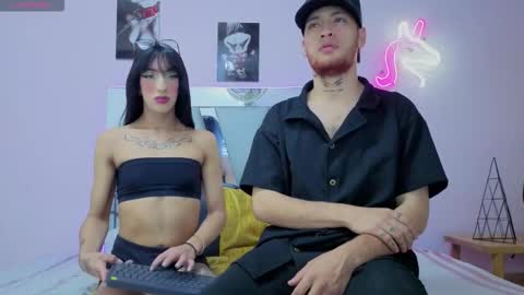 sofia and bryan online show from 10/20/25, 04:46