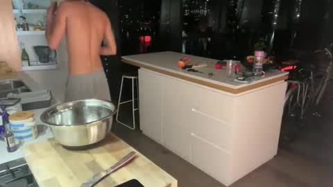 Leo Loves online show from 02/15/26, 11:52