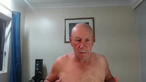 Snapshot of lovesblackazz chatting on 12/27/24, 10:12 Lovesblackazz online show from 12/27/24, 10:12