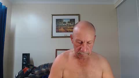 Snapshot of lovesblackazz chatting on 09/27/25, 11:32 Lovesblackazz online show from 09/27/25, 11:32