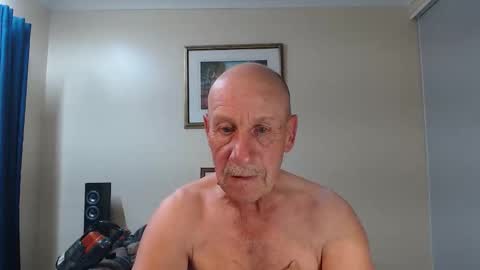 Snapshot of lovesblackazz chatting on 10/07/25, 10:23 Lovesblackazz online show from 10/07/25, 10:23