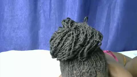 Snapshot of loveslut_ chatting on 12/02/25, 07:57 loveslut_ online show from 12/02/25, 07:57