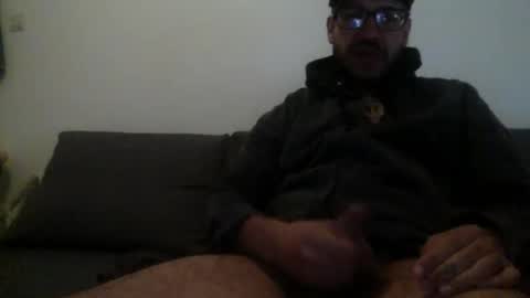 Snapshot of lovesounddistortion25 chatting on 10/11/25, 12:15 lovesounddistortion25 online show from 10/11/25, 12:15