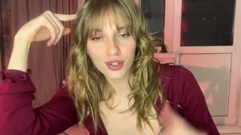 Snapshot of lovesstation chatting on 02/07/25, 09:26 lovesstation online show from 02/07/25, 09:26