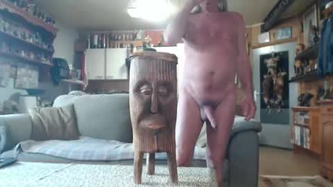 Snapshot of lovetobenaked10 chatting on 01/12/25, 01:27 aaron online show from 01/12/25, 01:27