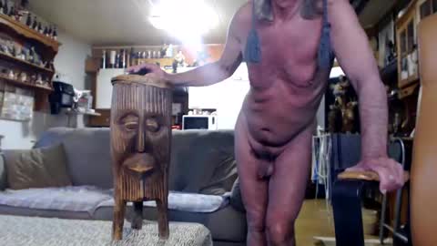 Snapshot of lovetobenaked10 chatting on 01/19/25, 02:38 aaron online show from 01/19/25, 02:38