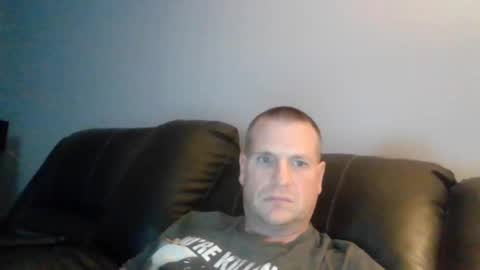 Snapshot of lovetocum37 chatting on 12/04/24, 03:15 lovetocum37 online show from 12/04/24, 03:15