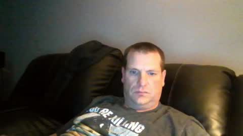 Snapshot of lovetocum37 chatting on 01/18/25, 04:48 lovetocum37 online show from 01/18/25, 04:48